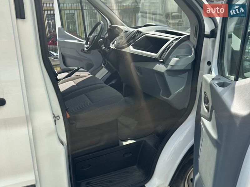 Грузовой фургон Ford Transit 2018 в Киеве