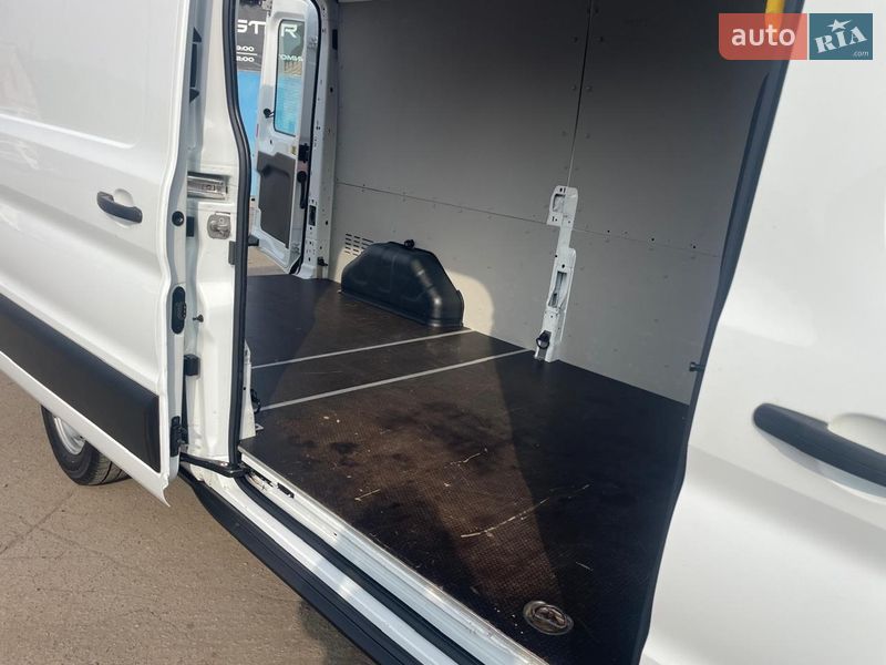 Микроавтобус грузовой (до 3,5т) Ford Transit 2019 в Киеве фото 17 Микроавтобус грузовой (до 3,5т) Ford Transit 2019 в Киеве