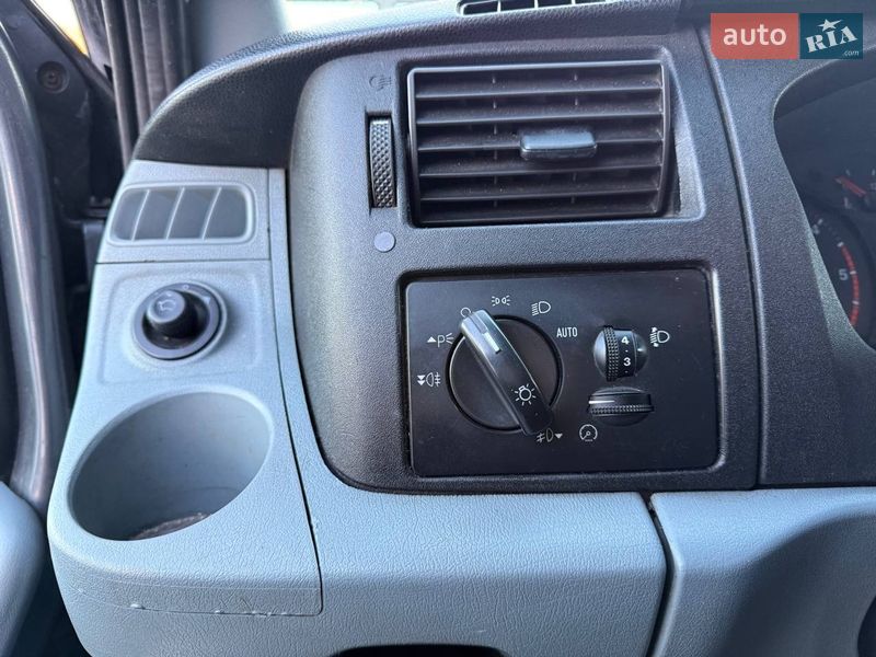 Минивэн Ford Transit 2008 в Киеве фото 17 Минивэн Ford Transit 2008 в Киеве