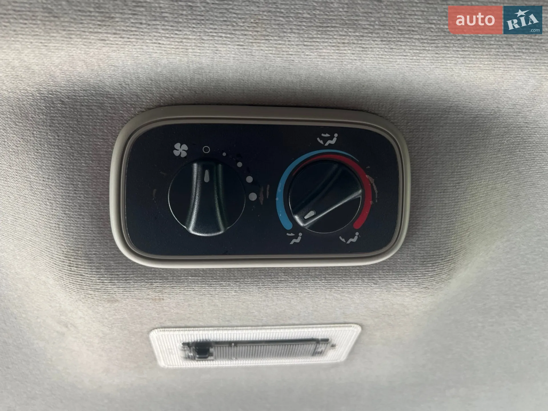 2010 Ford Transit Connect - мініатюра 16