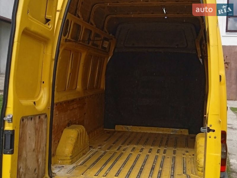 Вантажний фургон Ford Transit 2010 в Березані