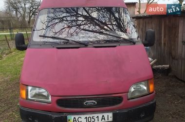 Грузовой фургон Ford Transit 1999 в Луцке