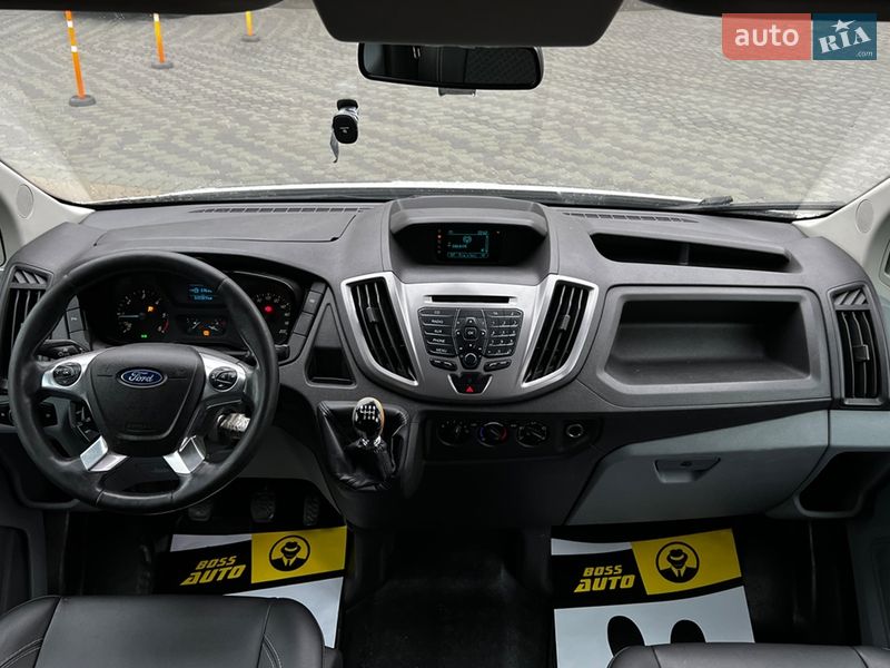 Мінівен Ford Transit 2015 в Львові
