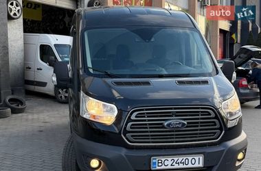 Вантажний фургон Ford Transit 2017 в Львові