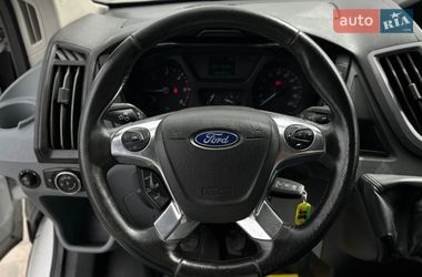 Вантажний фургон Ford Transit 2019 в Мукачевому