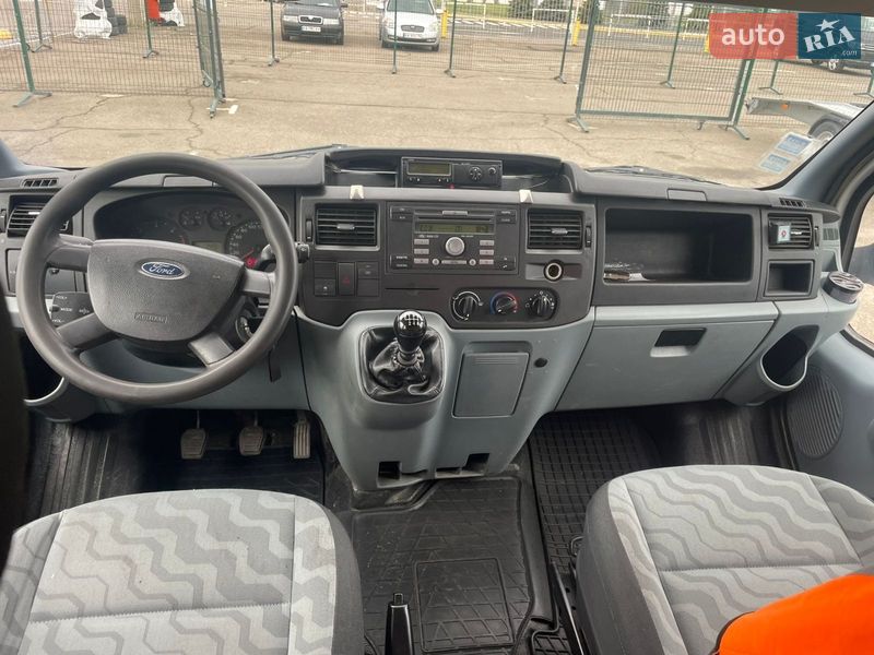 Автовоз Ford Transit 2011 в Киеве