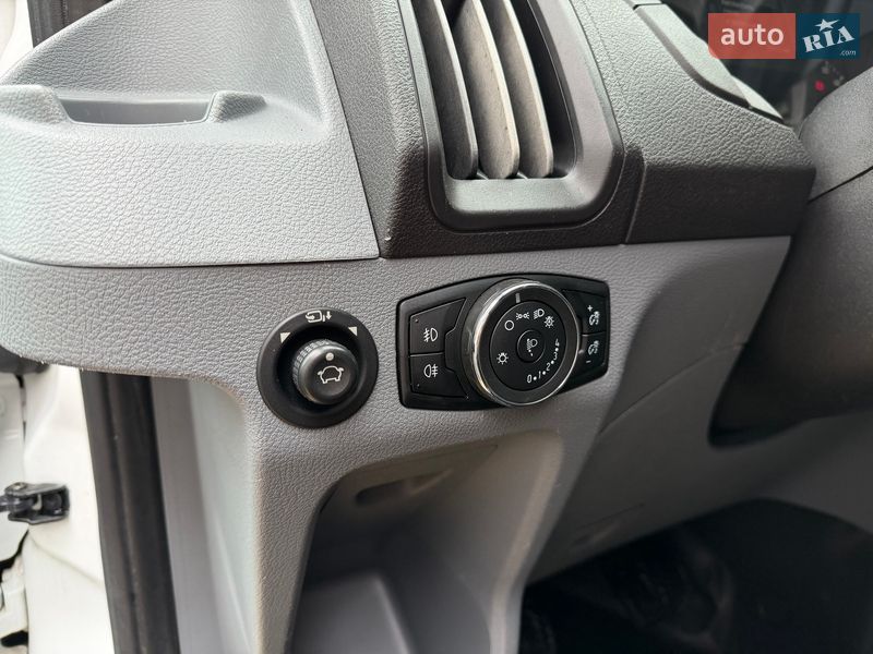 Минивэн Ford Transit 2017 в Радивилове