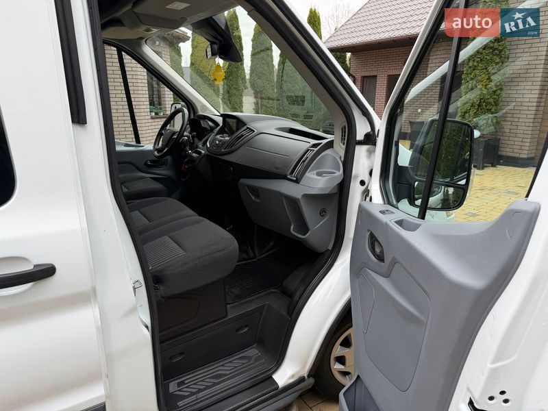 Минивэн Ford Transit 2017 в Радивилове