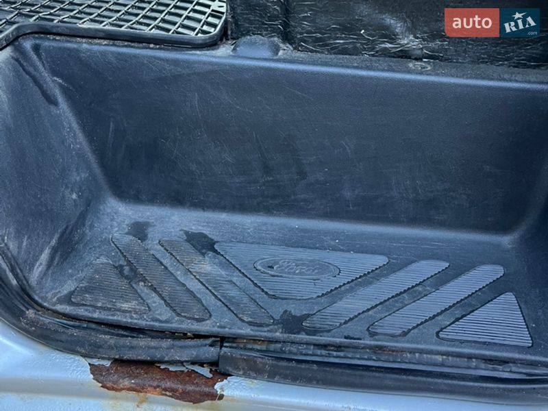 Минивэн Ford Transit 2011 в Чернигове