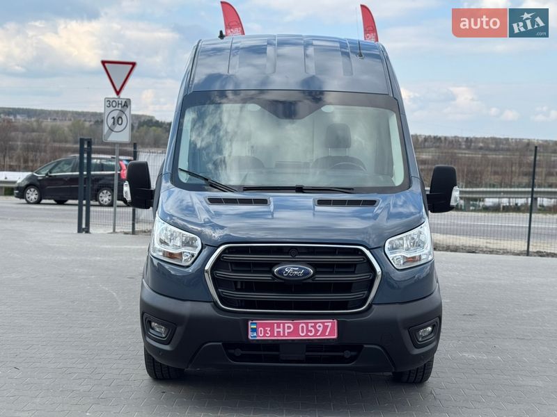 Вантажний фургон Ford Transit 2020 в Бучі