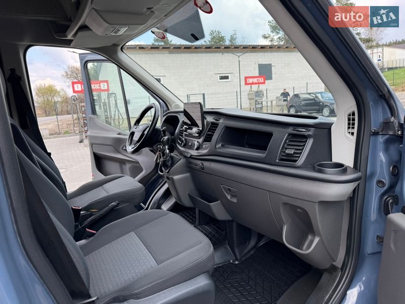 Вантажний фургон Ford Transit 2020 в Бучі