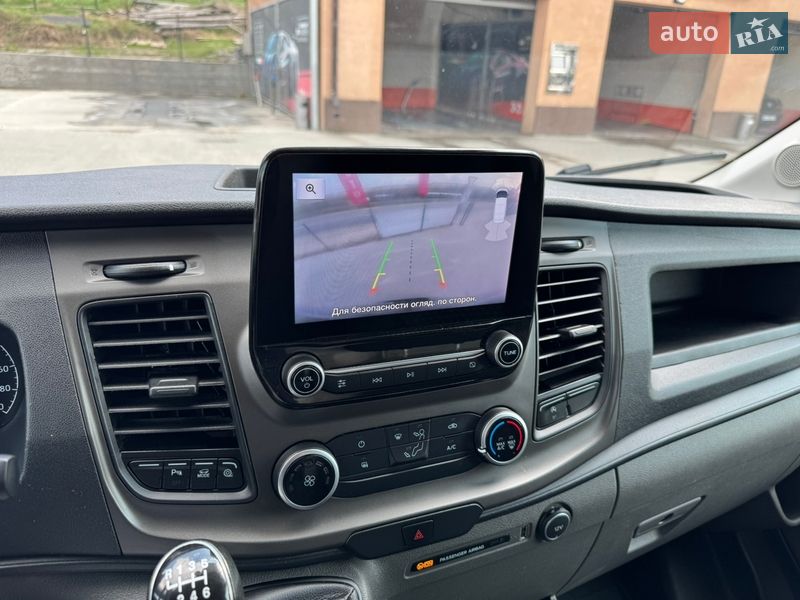 Вантажний фургон Ford Transit 2020 в Бучі