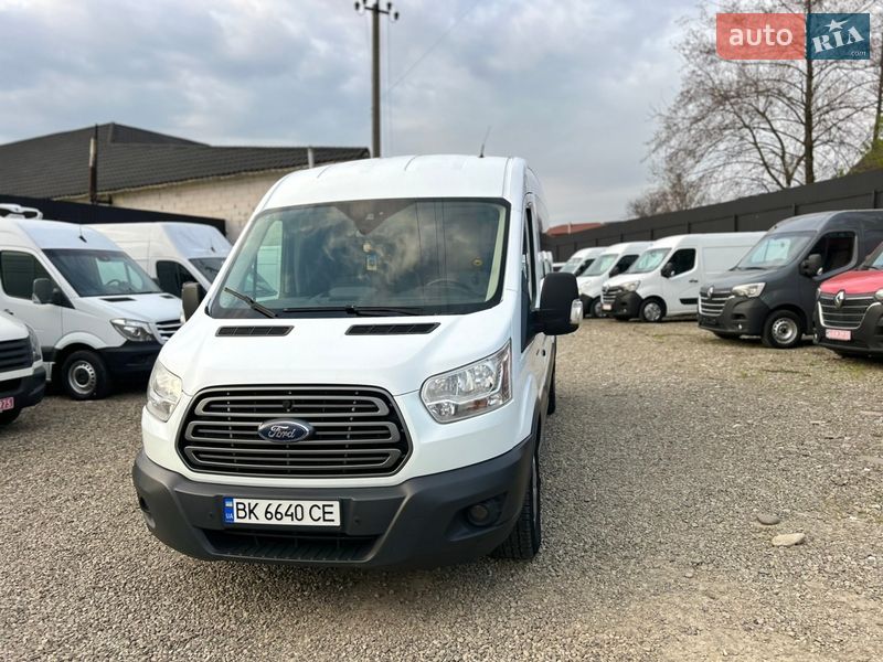 Микроавтобус Ford Transit 2015 в Хусте