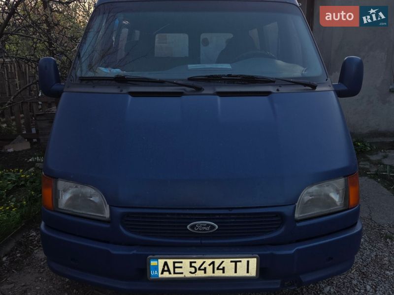 Мінівен Ford Transit 1999 в Запоріжжі