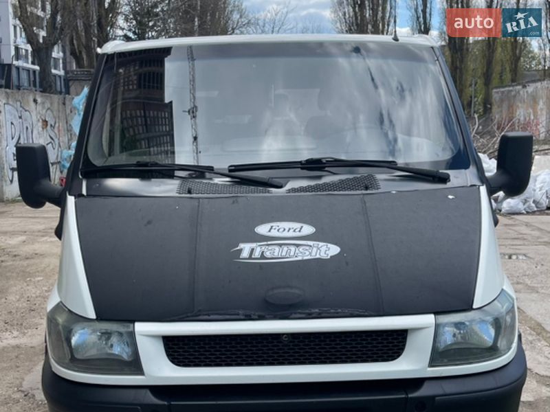 Ford Transit 2004