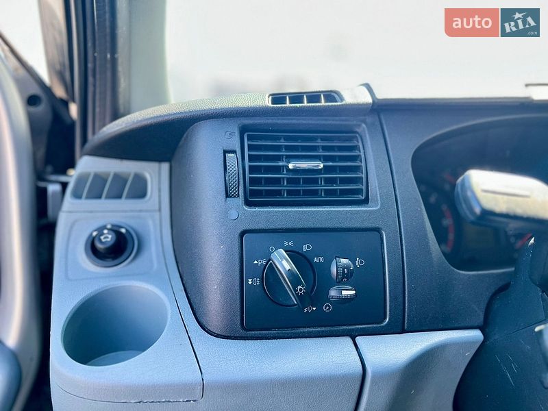Мінівен Ford Transit 2011 в Києві