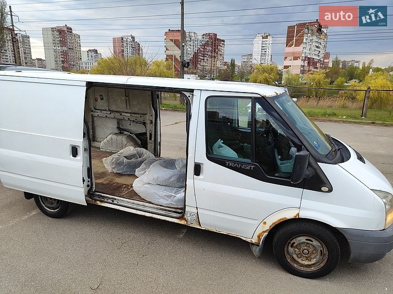 Ford Transit 2012