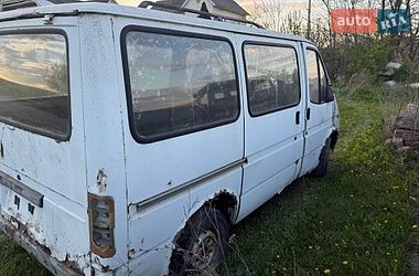 Минивэн Ford Transit 1994 в Глыбокой