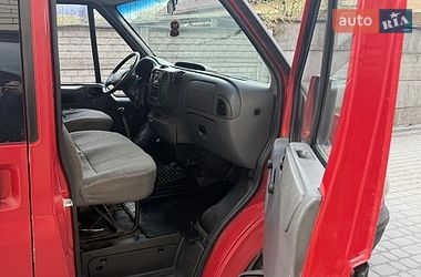 Грузовой фургон Ford Transit 2005 в Виннице