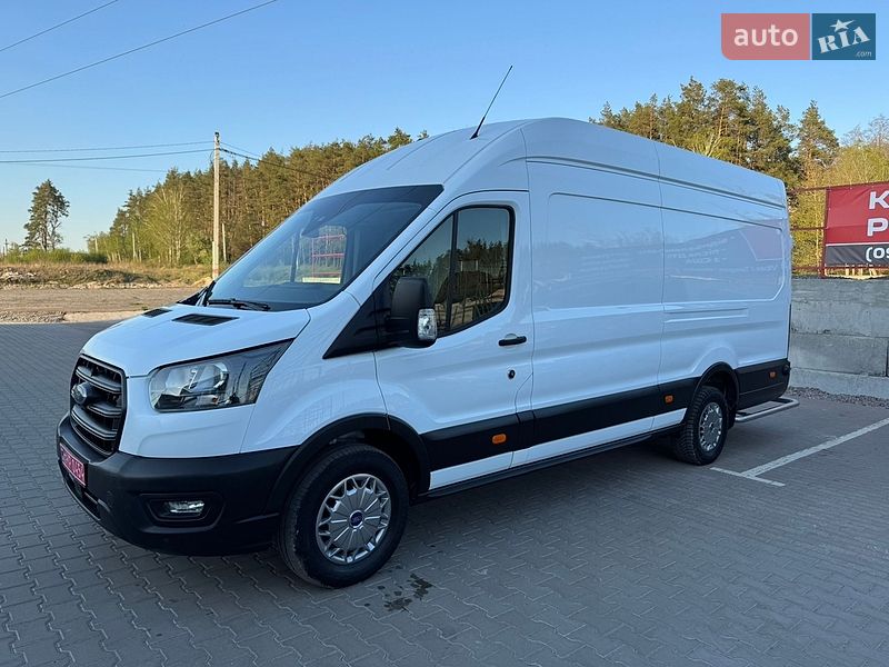 Ford Transit 2023
