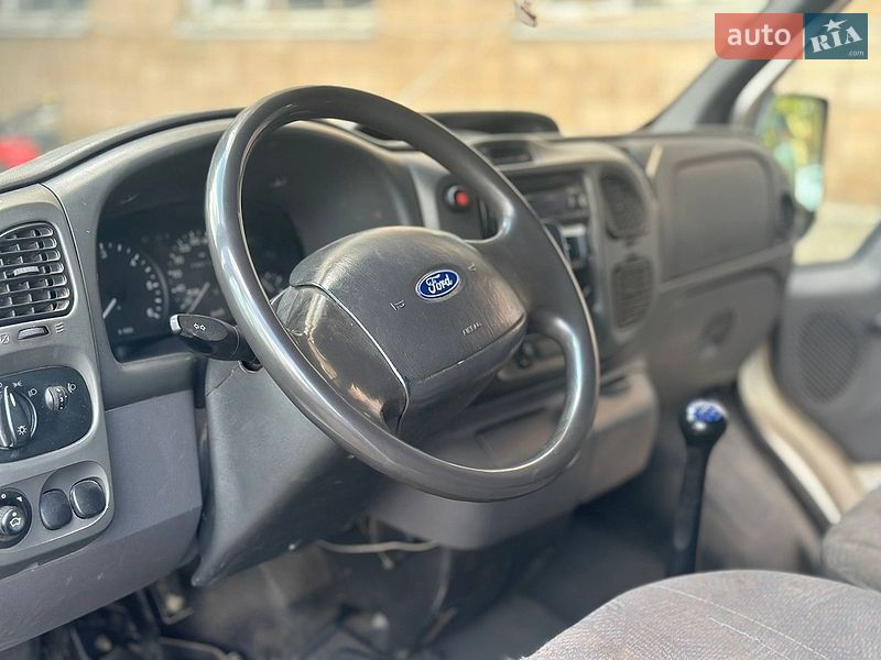 Микровэн Ford Transit 2000 в Полтаве
