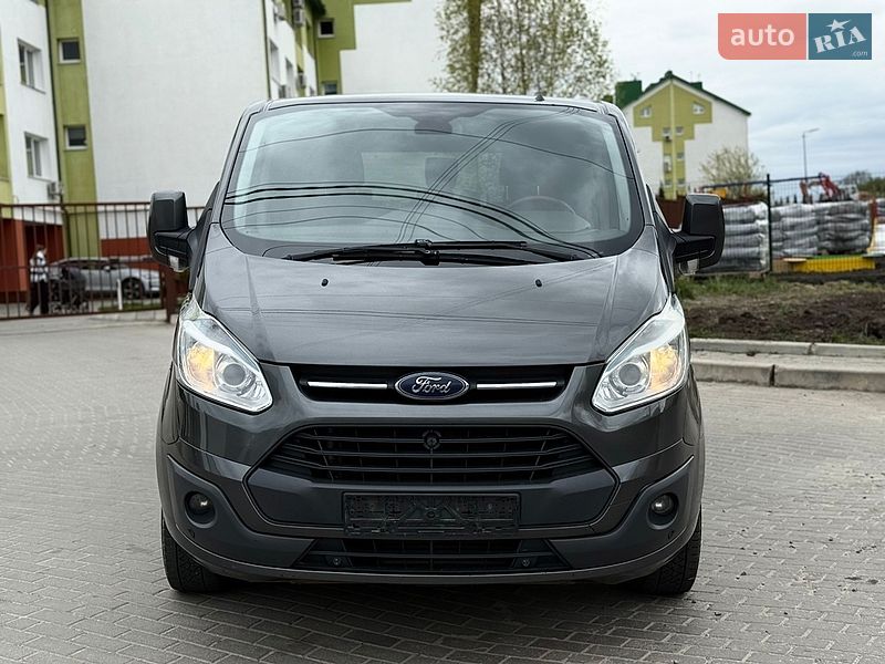 Минивэн Ford Transit 2016 в Львове