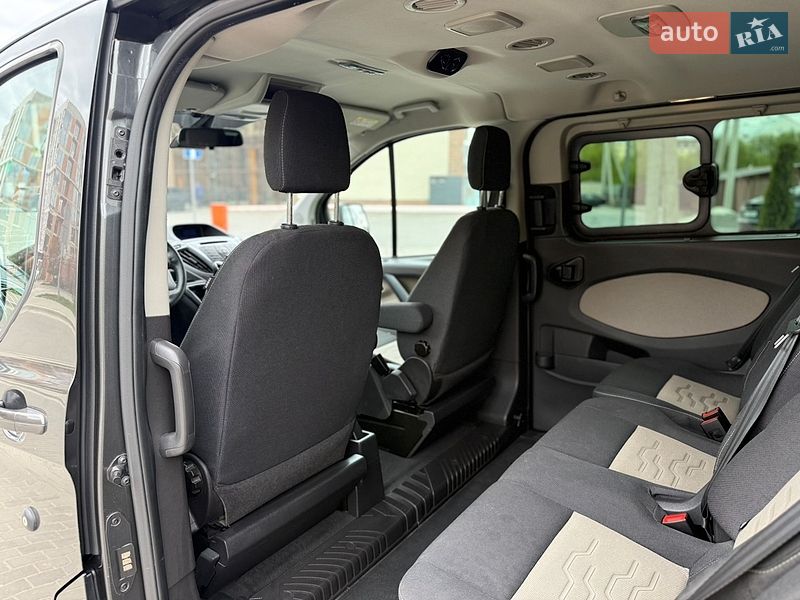 Минивэн Ford Transit 2016 в Львове