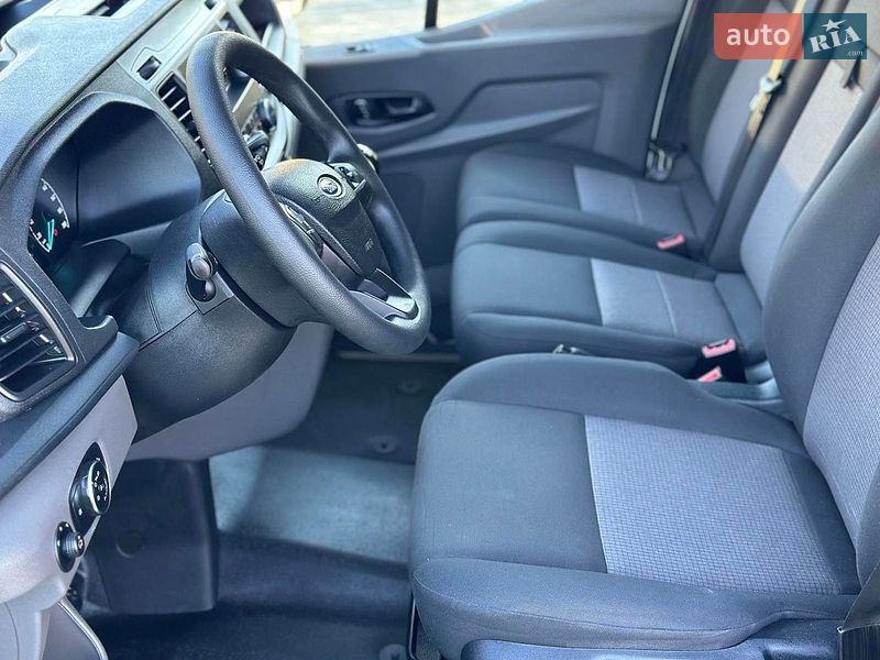 Другие грузовики Ford Transit 2021 в Дубно
