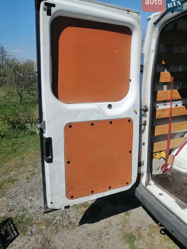 Грузовой фургон Ford Transit 2012 в Гостомеле