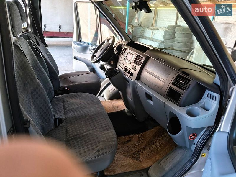 Минивэн Ford Transit 2012 в Сарнах