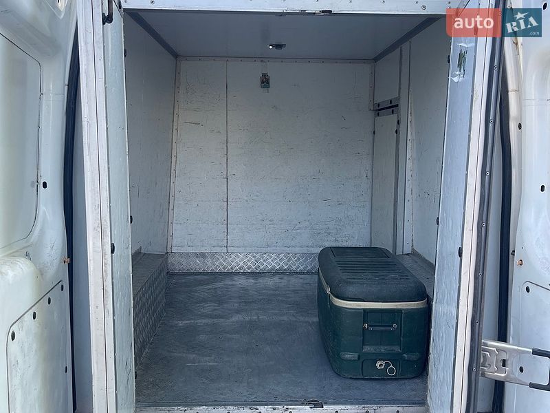 Вантажний фургон Ford Transit 2008 в Києві