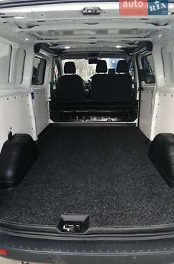Вантажний фургон Ford Transit 2017 в Києві