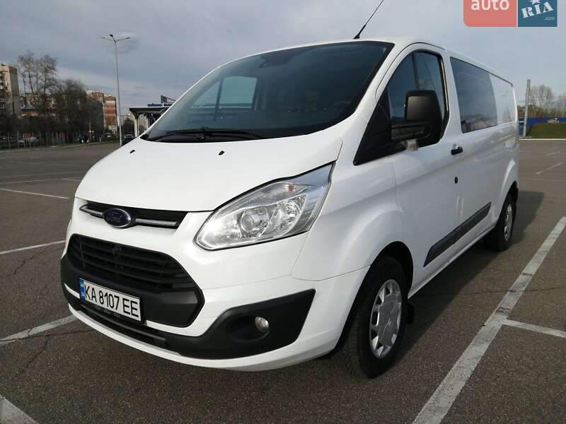 Вантажний фургон Ford Transit 2017 в Києві