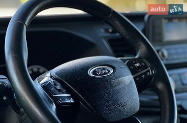 Вантажний фургон Ford Transit 2019 в Миколаєві