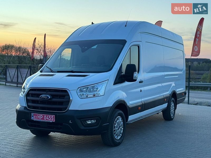 Вантажний фургон Ford Transit 2021 в Бучі