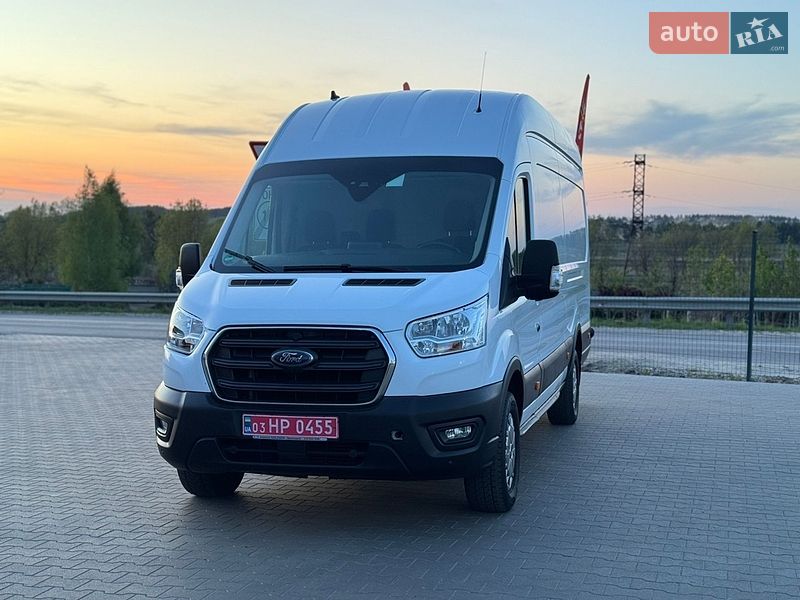 Вантажний фургон Ford Transit 2021 в Бучі