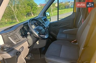 Вантажний фургон Ford Transit 2021 в Рівному