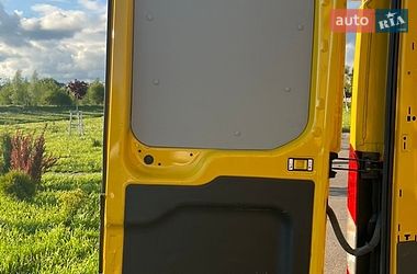 Вантажний фургон Ford Transit 2021 в Рівному