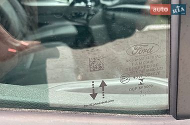 Вантажний фургон Ford Transit 2021 в Дубні