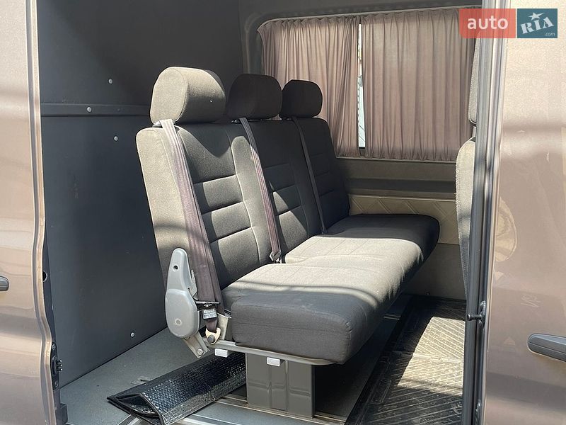 Вантажопасажирський фургон Ford Transit 2014 в Києві