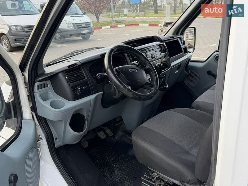 Вантажний фургон Ford Transit 2009 в Миколаєві