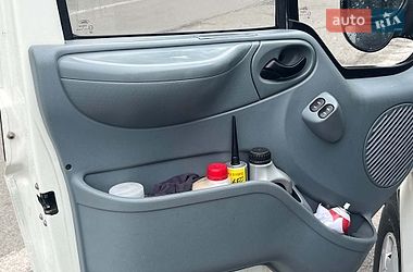 Грузопассажирский фургон Ford Transit 2007 в Киеве