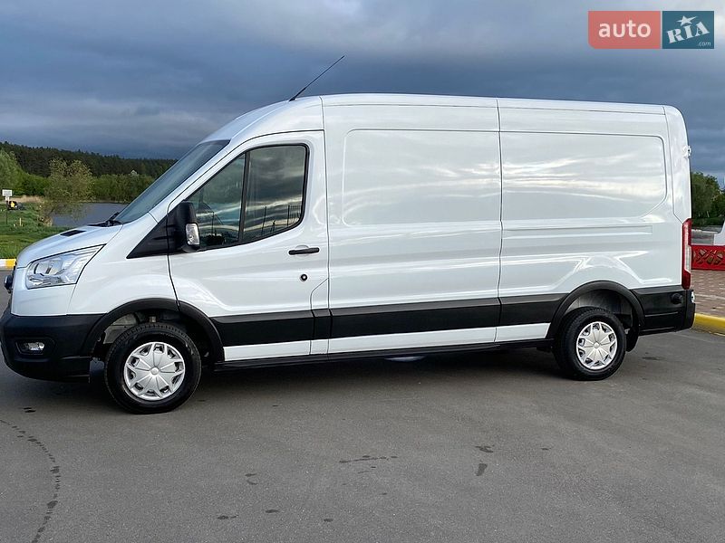 Грузовой фургон Ford Transit 2021 в Ирпене