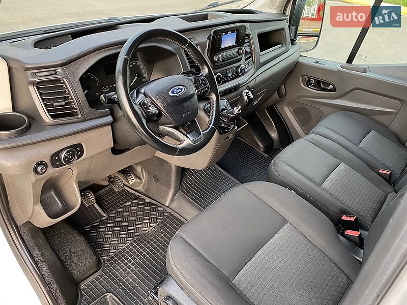Грузовой фургон Ford Transit 2021 в Ирпене