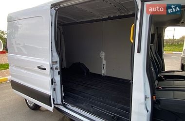 Грузовой фургон Ford Transit 2021 в Ирпене