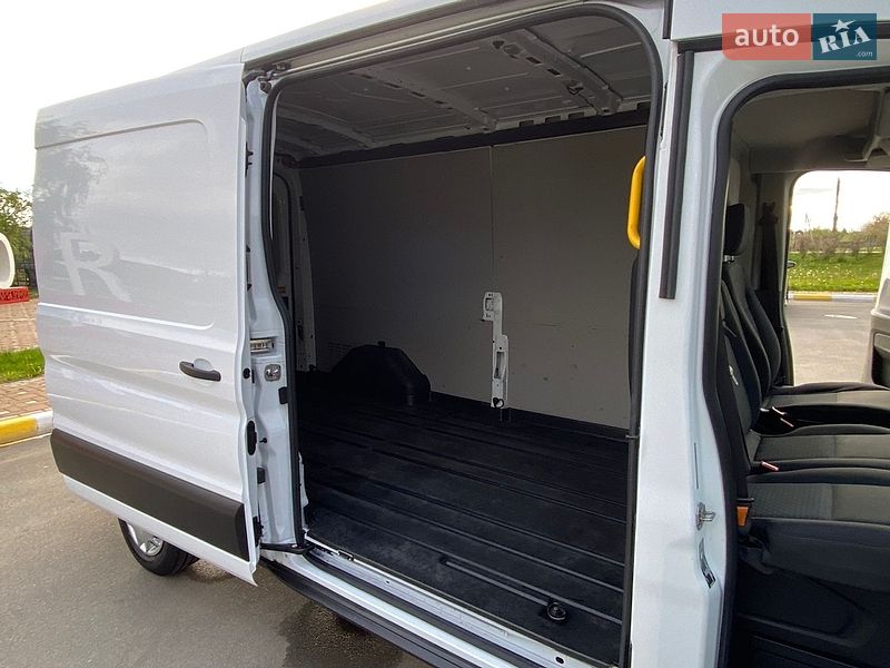 Грузовой фургон Ford Transit 2021 в Ирпене