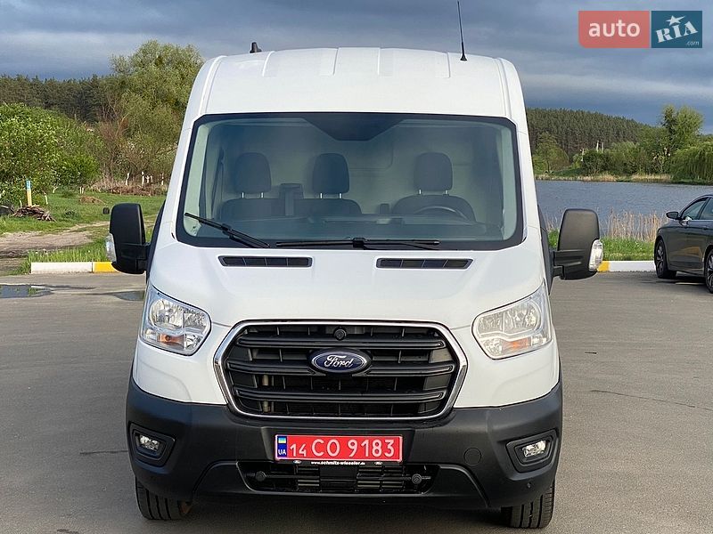Грузовой фургон Ford Transit 2021 в Ирпене