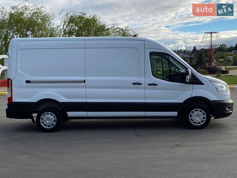 Грузовой фургон Ford Transit 2021 в Ирпене