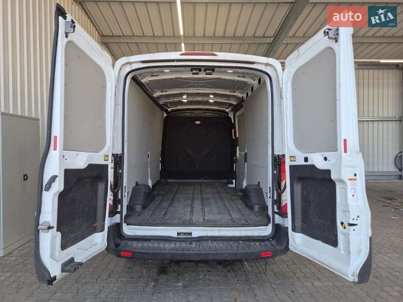 Микроавтобус грузовой (до 3,5т) Ford Transit 2023 в Львове
