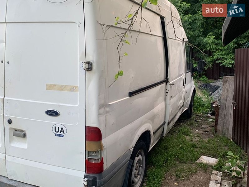 Грузовой фургон Ford Transit 2002 в Киеве